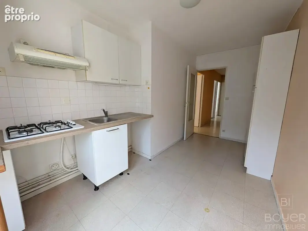 VITRE - Appartement T3 terrasse et garage - photo 10