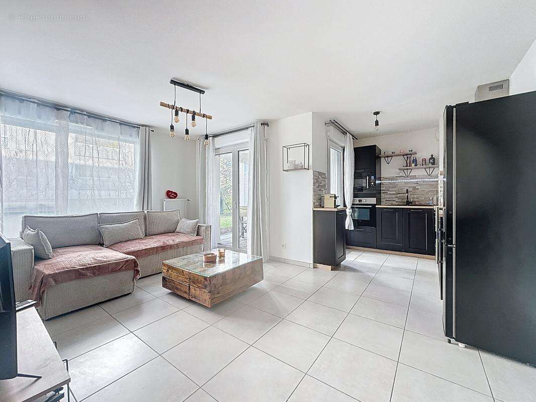 Appartement à VENISSIEUX