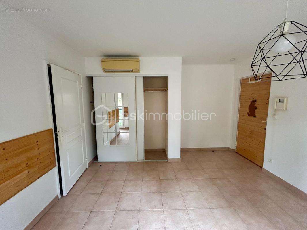 Appartement à HYERES
