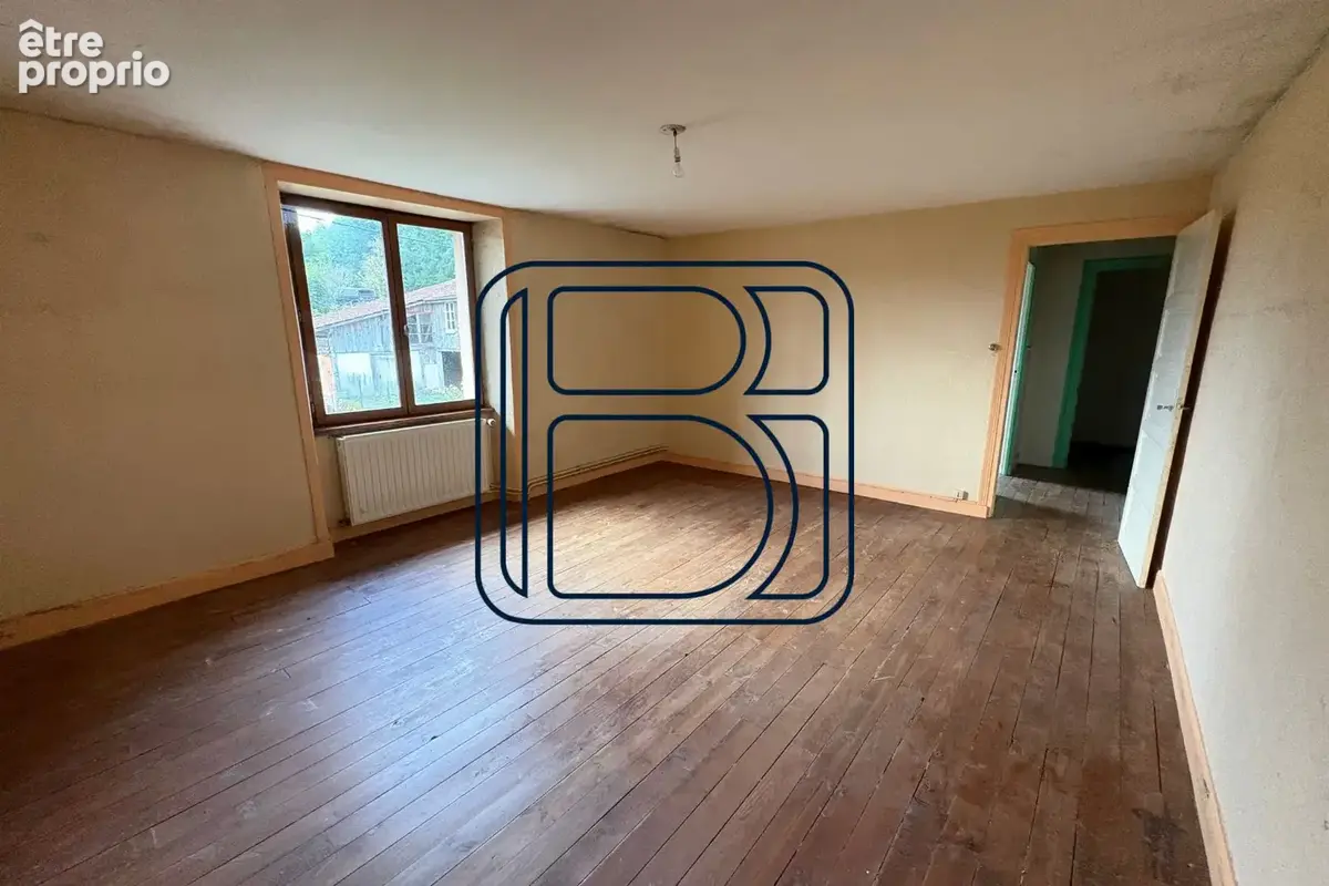 Maison 7 pièces 88 m² à vendre à Vertolaye (63480) - photo 5