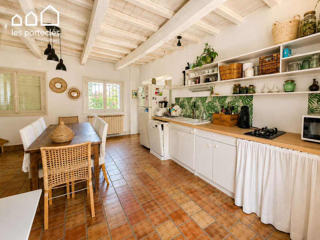 Maison à VILLENEUVE-LES-AVIGNON