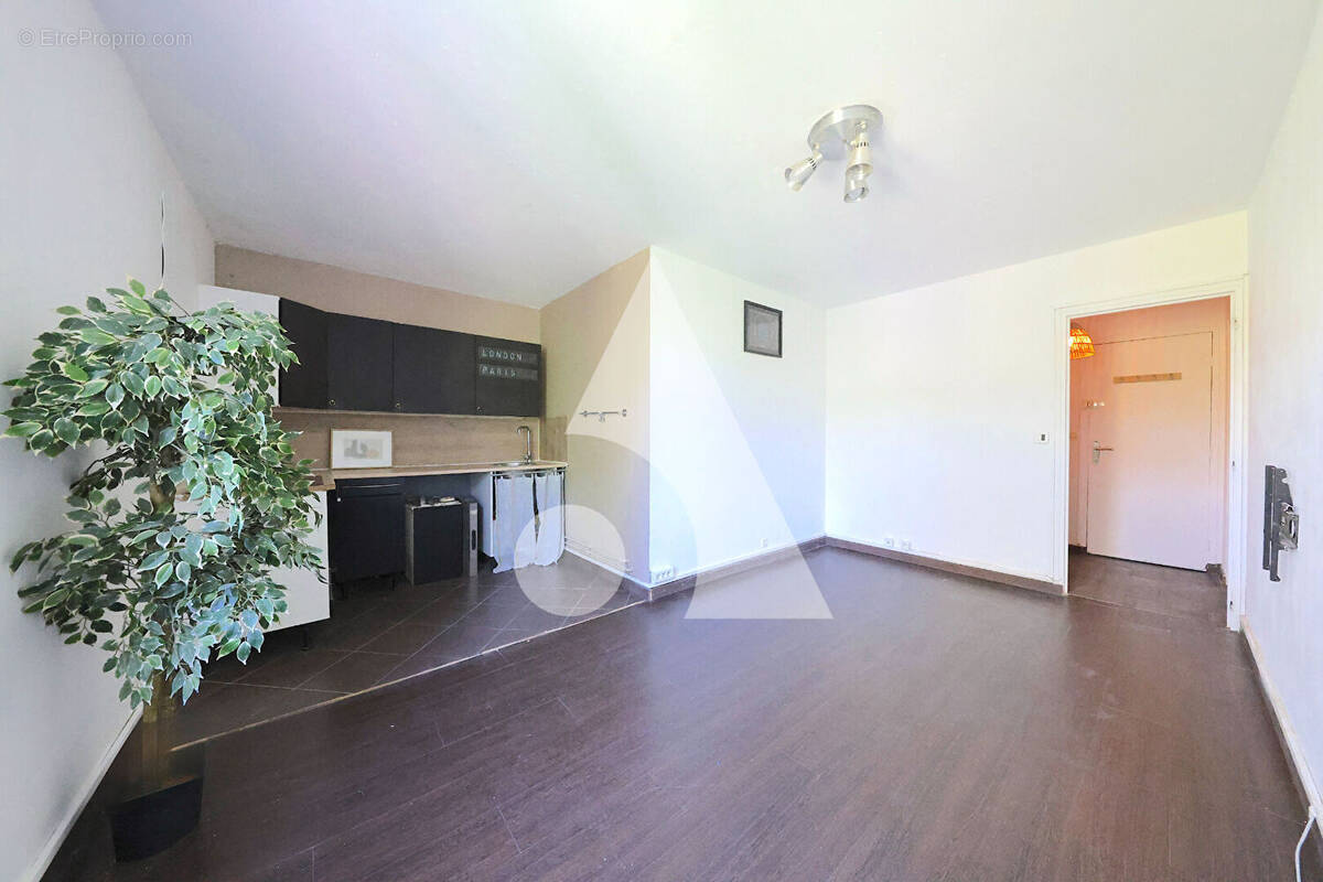 Appartement à CORBEIL-ESSONNES