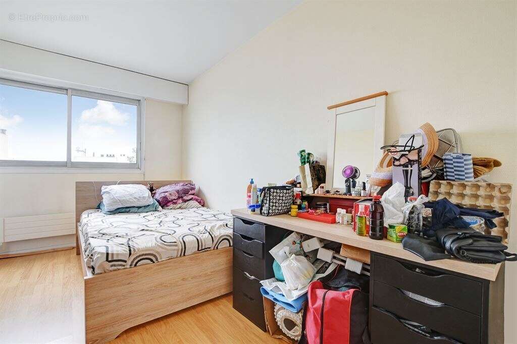 Appartement à PARIS-20E