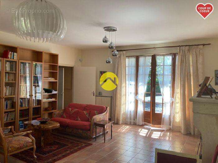 Ensemble immobilier - photo 3