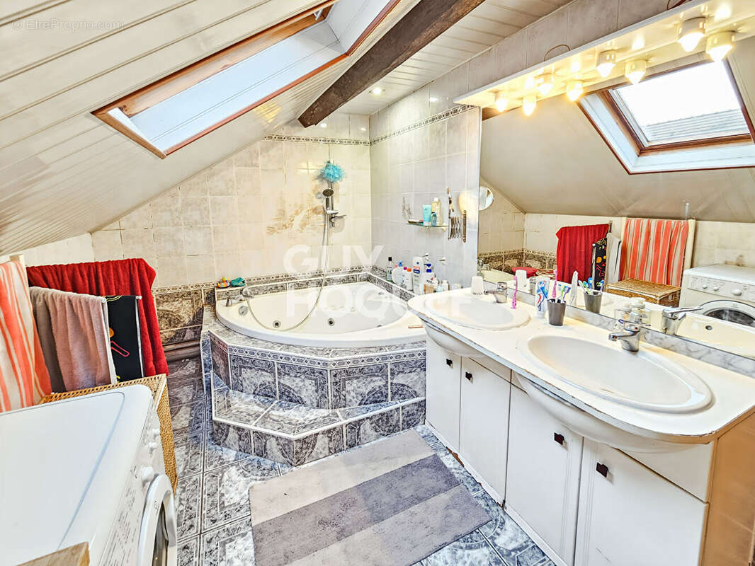 Appartement à CHAUMES-EN-BRIE