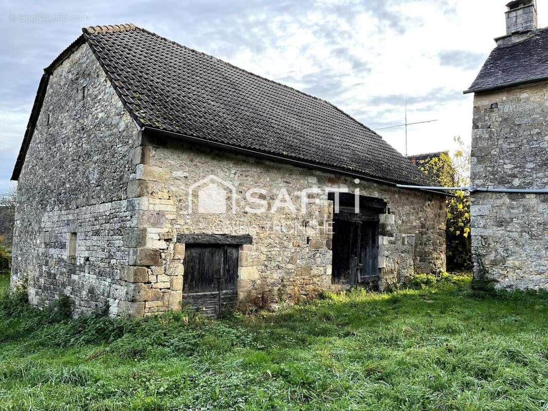 Maison 86 m² à Noailles  - photo 8