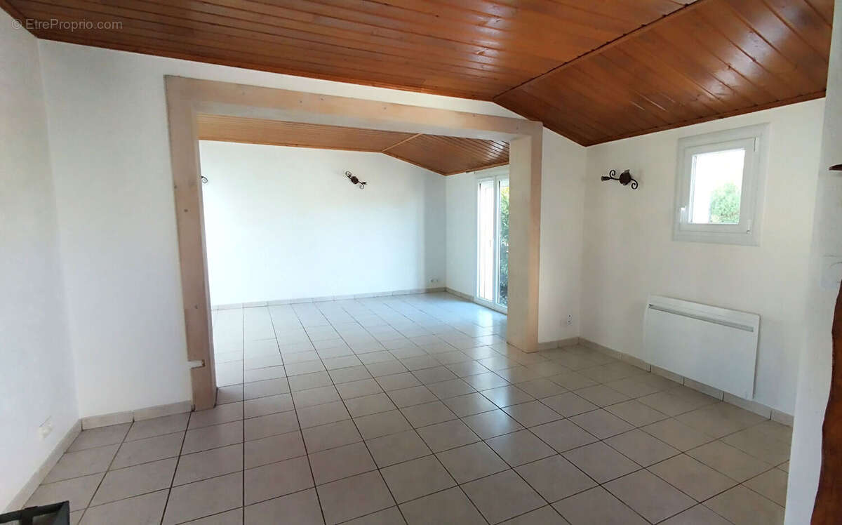 Maison à SAINTE-PAZANNE