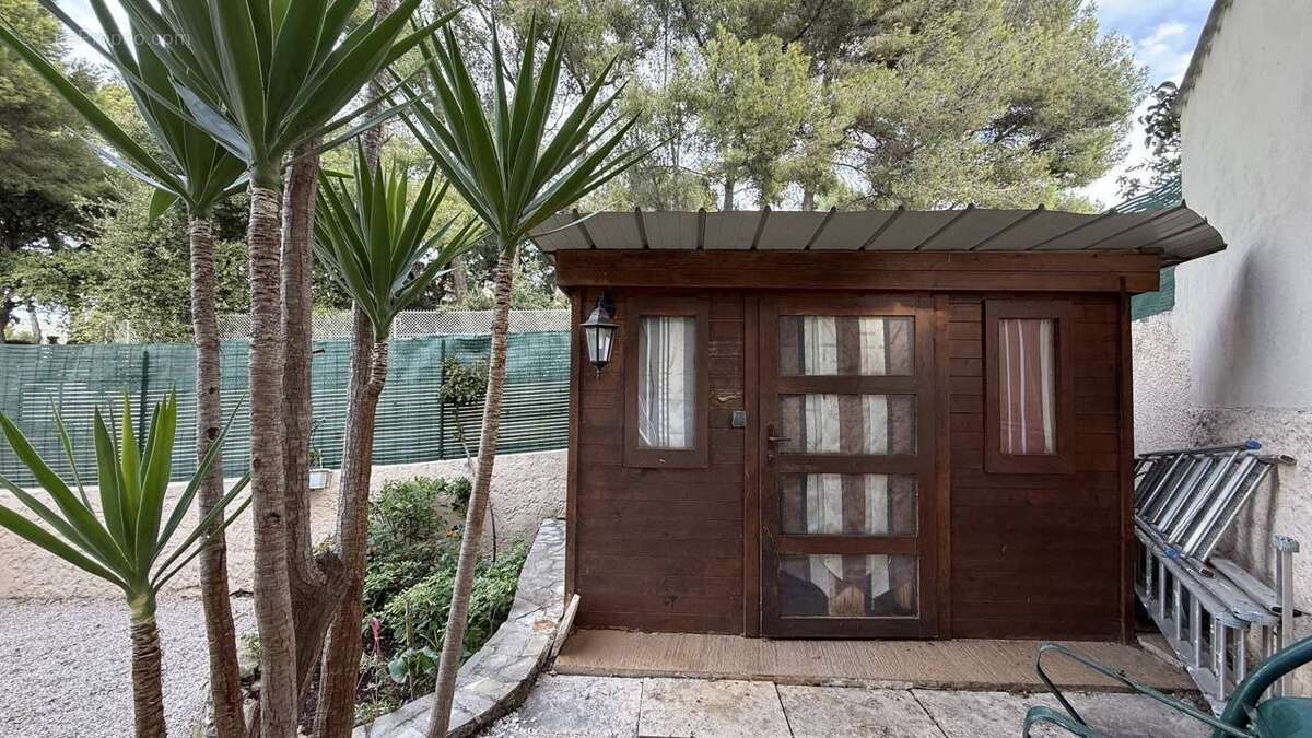 Maison à SIX-FOURS-LES-PLAGES