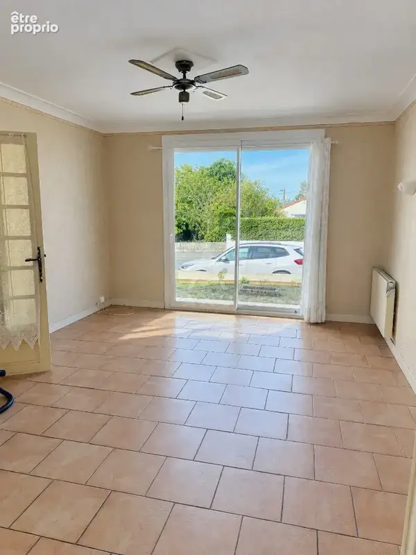 Maison sur sous-sol  3 chambres  Montaigu-Vendée - photo 3