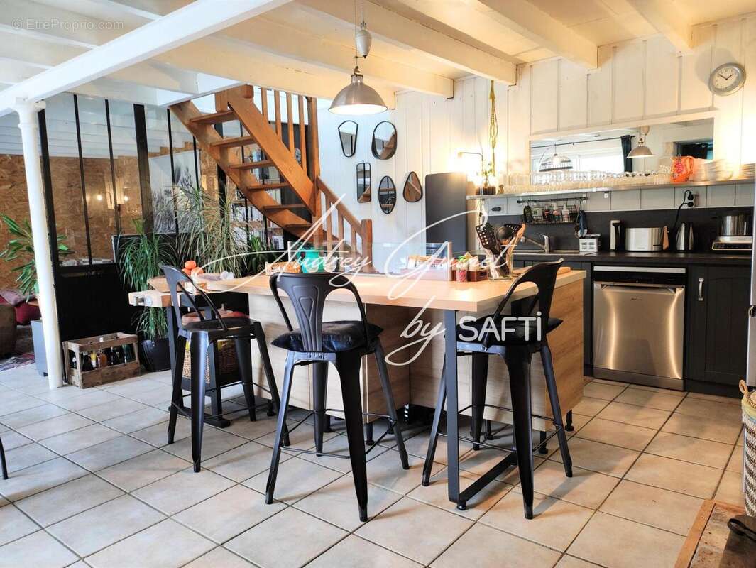 Photo 3 - Maison à QUINCAY