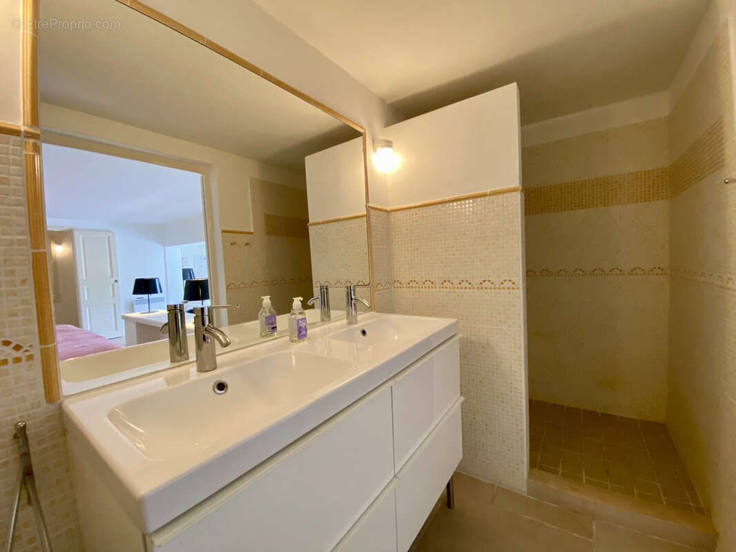 Maison à BUIS-LES-BARONNIES