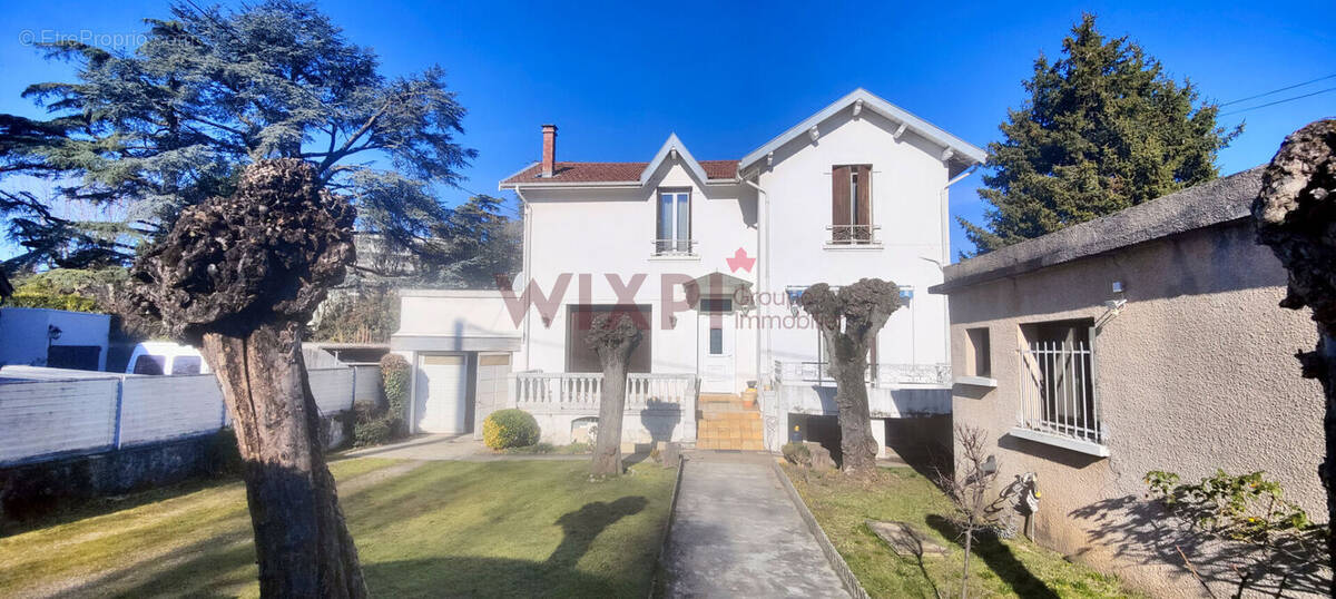 Maison à ROMANS-SUR-ISERE