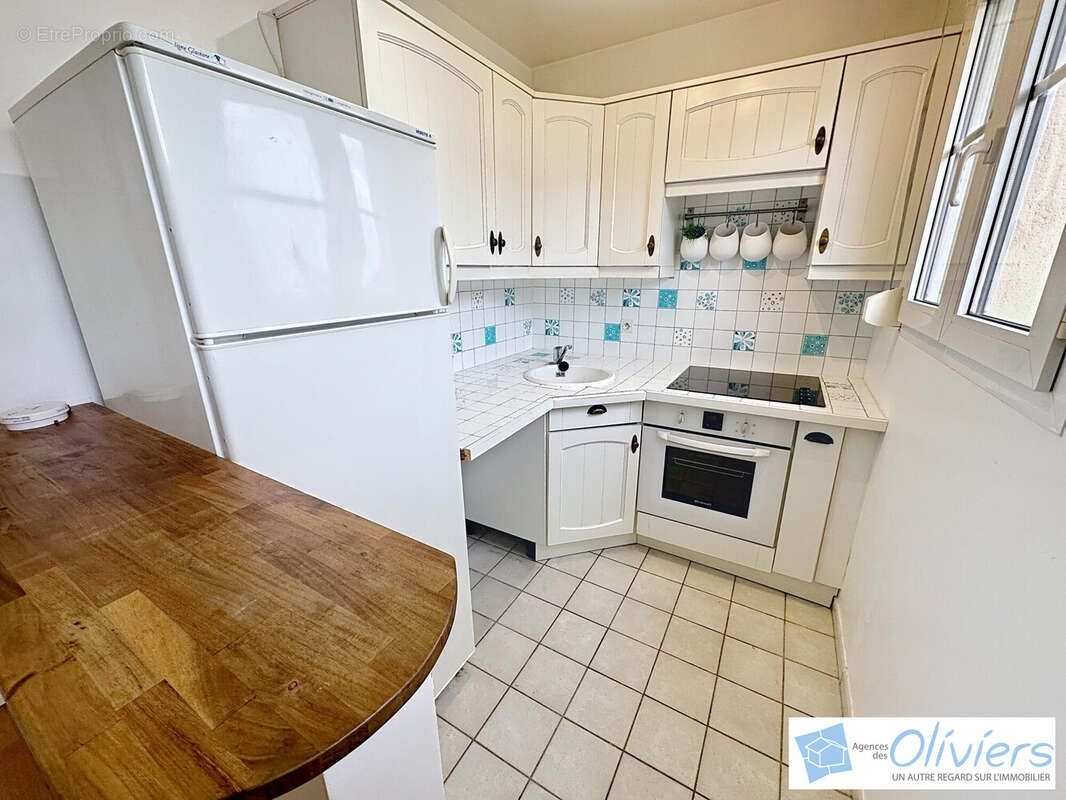 Appartement à VOISINS-LE-BRETONNEUX