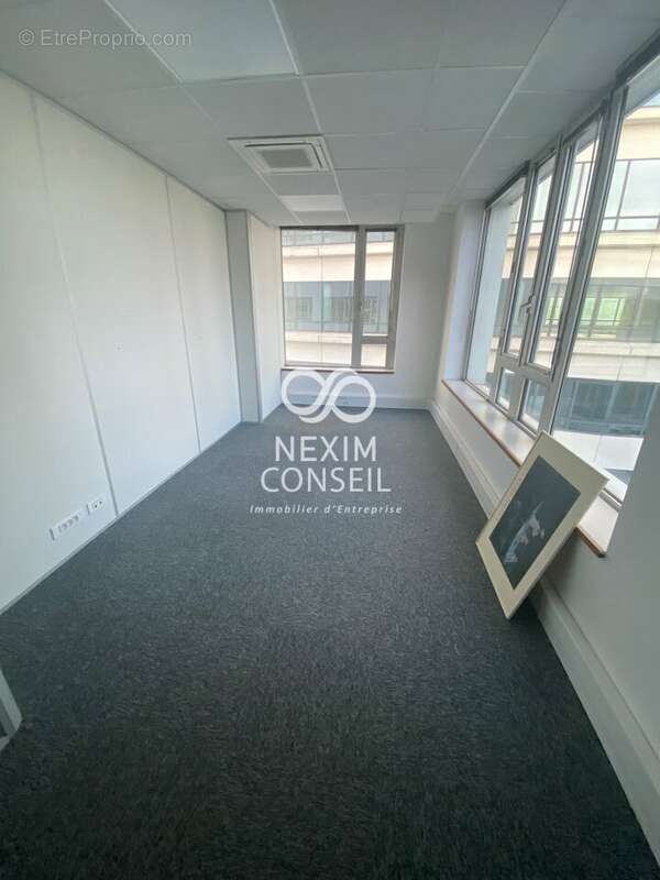 Commerce à COLOMBES