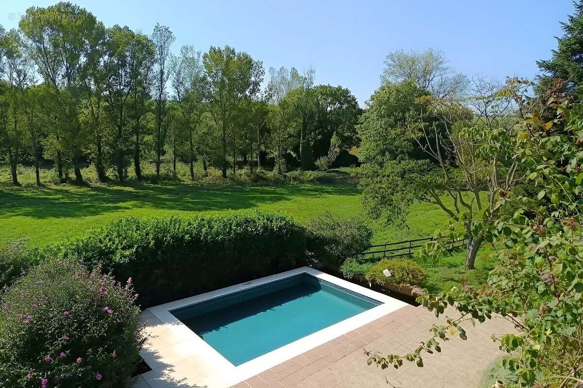 Ensemble immobilier rare, autonome et rentable - photo 3