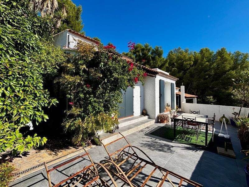 Maison à LA VALETTE-DU-VAR