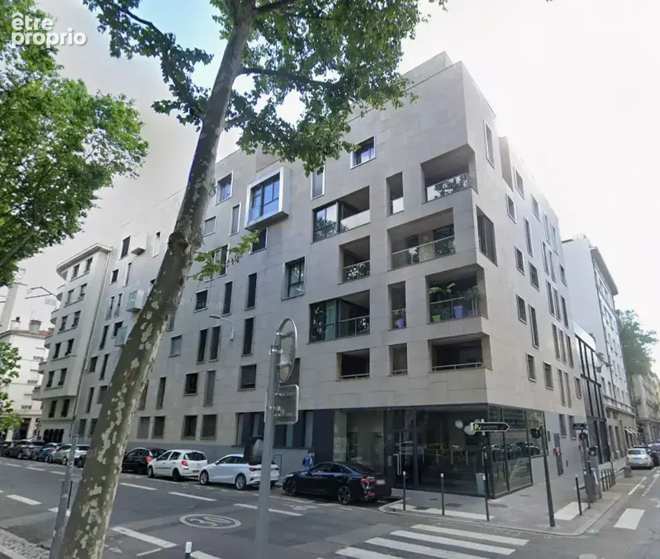 Lyon 6, saint pothin, immeuble standing, 46.74m², balcon - photo 7