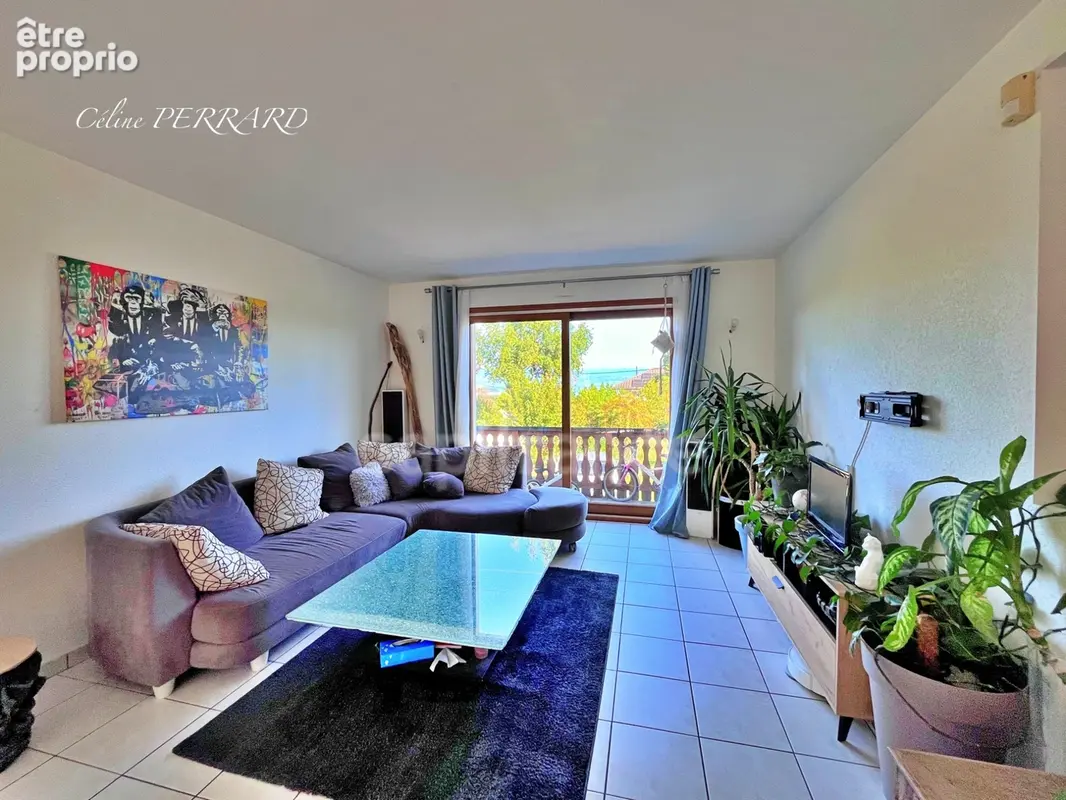 Maison SCIEZ (74), Maison 4 chambres avec piscine et vue lac - sous-sol, double garage, terrain, calme. Un cadre de vie très agr - photo 7