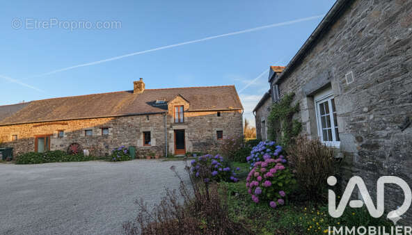 Photo 3 - Maison à PLOUGUENAST