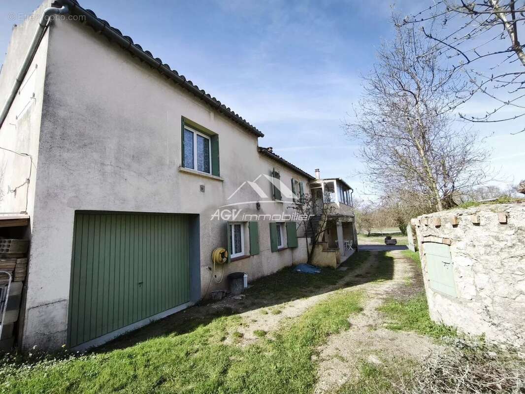 Maison à ALLEGRE-LES-FUMADES