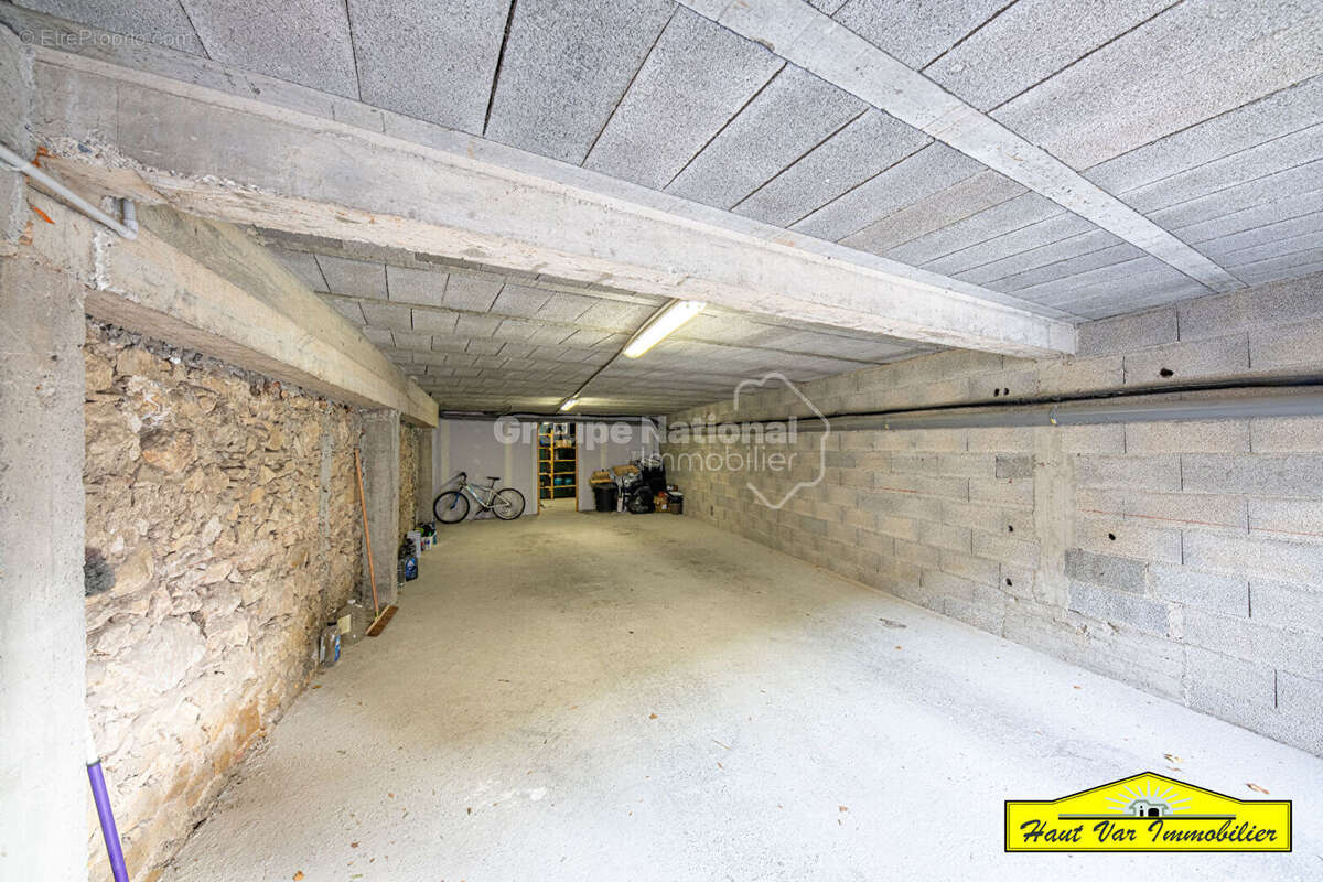 Maison à VINON-SUR-VERDON