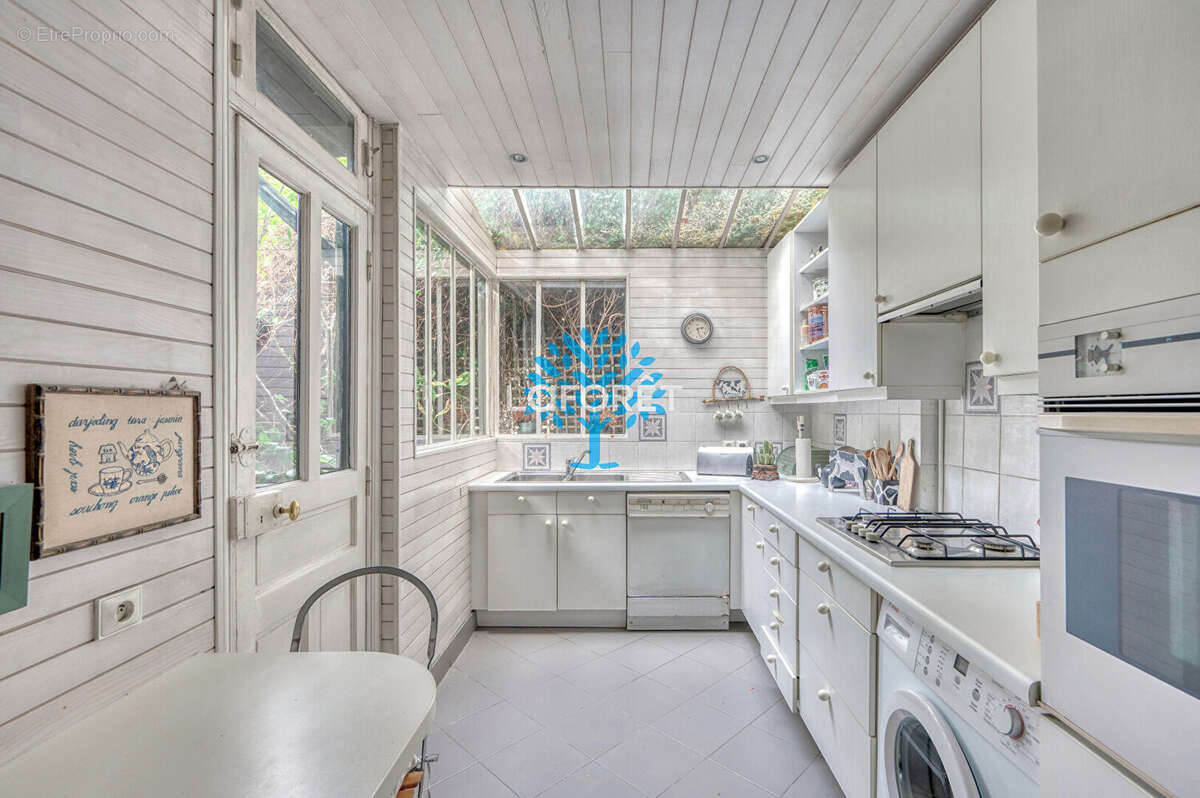 Maison à NEUILLY-SUR-SEINE