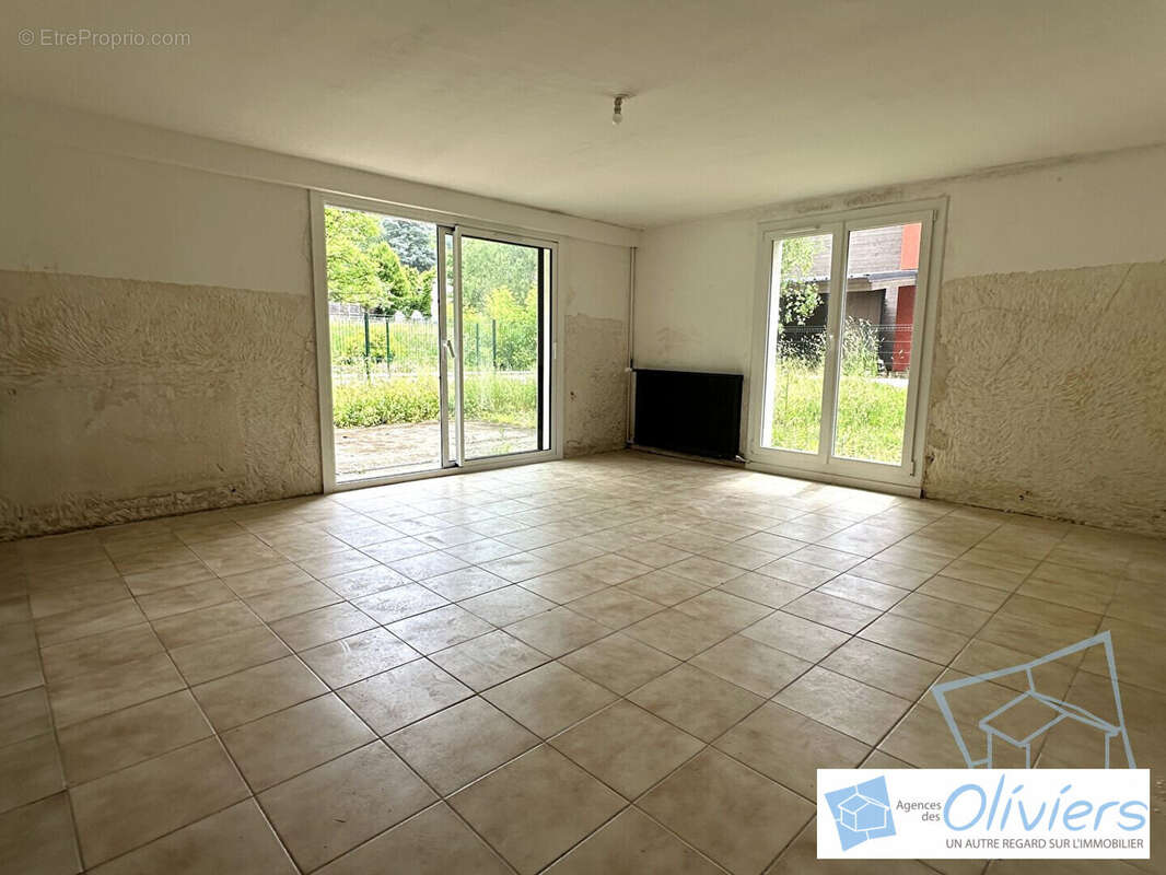 Appartement à SAINT-REMY-LES-CHEVREUSE