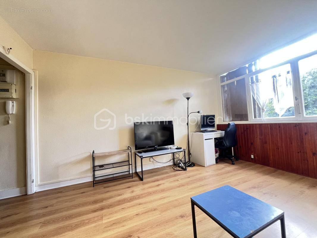 Appartement à L'HAY-LES-ROSES