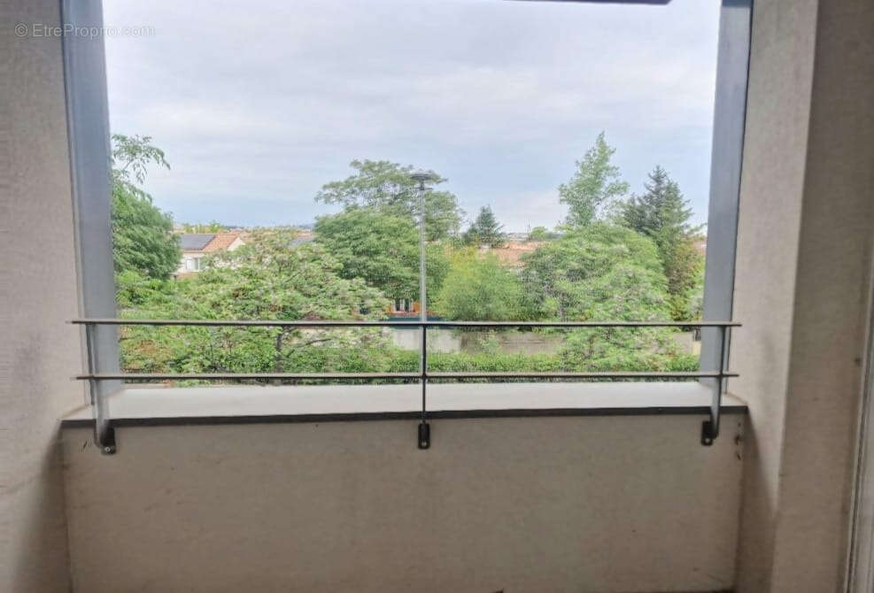 Appartement à JUVIGNAC