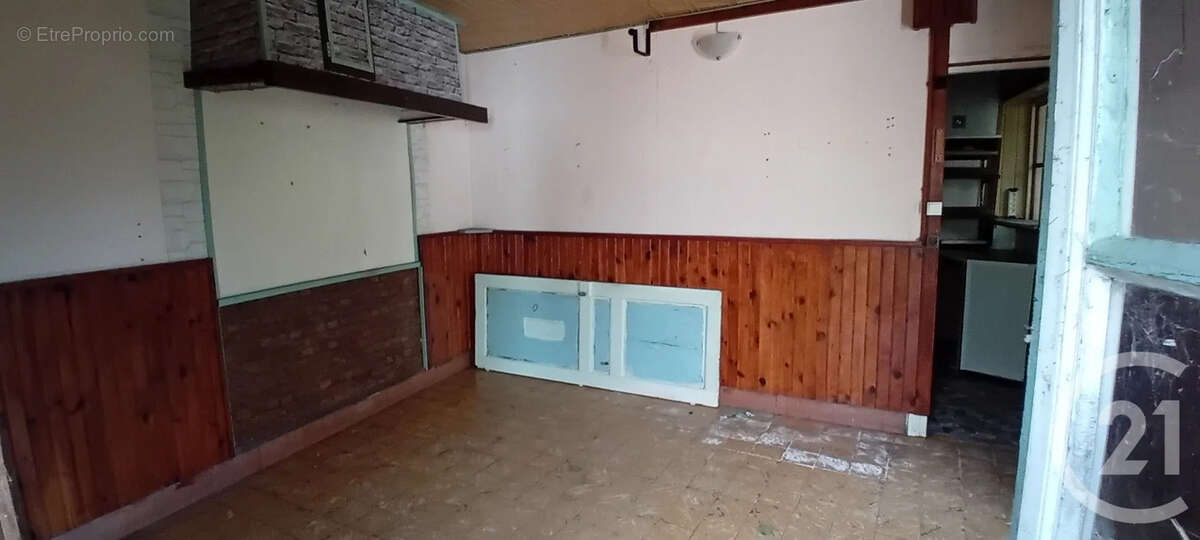 Maison à NESLE