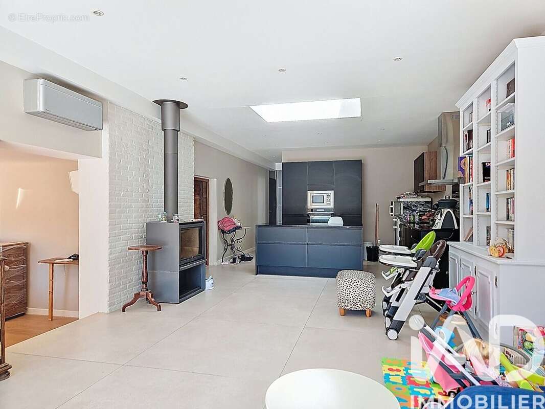 Maison 165 m² à Le Bouscat  - photo 6