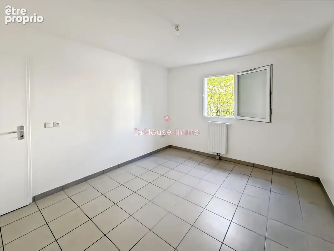 Appartement 2 pièces 38 m² à vendre à Saint-Medard-En-Jalles (33160) - photo 4