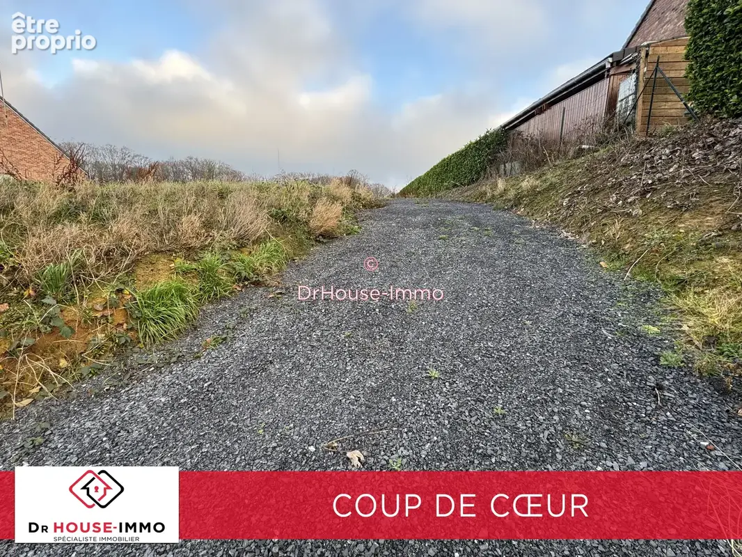 Terrain 946 m² à vendre à Ghissignies (59530) - photo 11