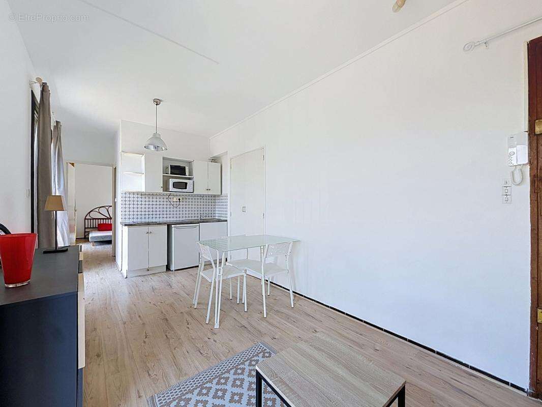 Exclusivité - avignon intra-muros appartement de type 2 - photo 3