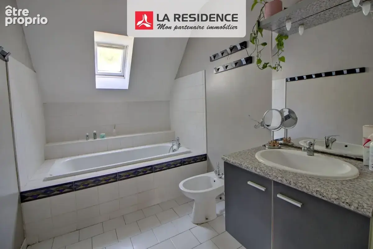 Maison 196 m² à Meulan  - photo 7