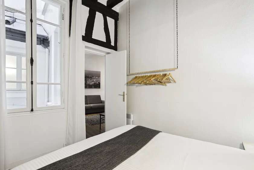 Exclusivite- paris ii montorgueil-rue d'argout- 2 pieces 372 000 euros - photo 9