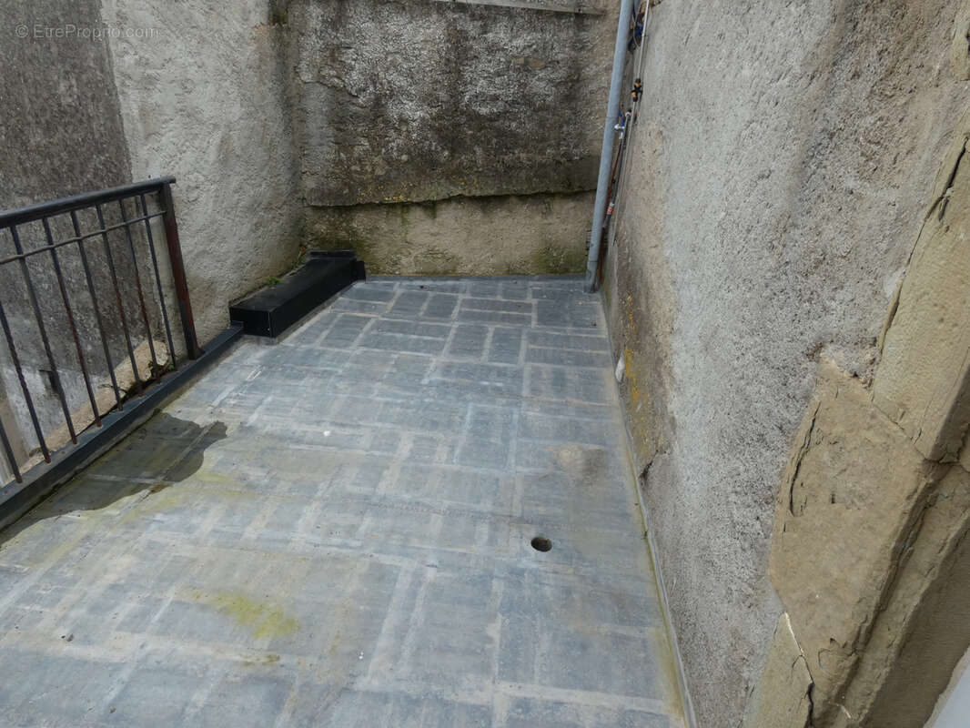 Maison à LAURE-MINERVOIS