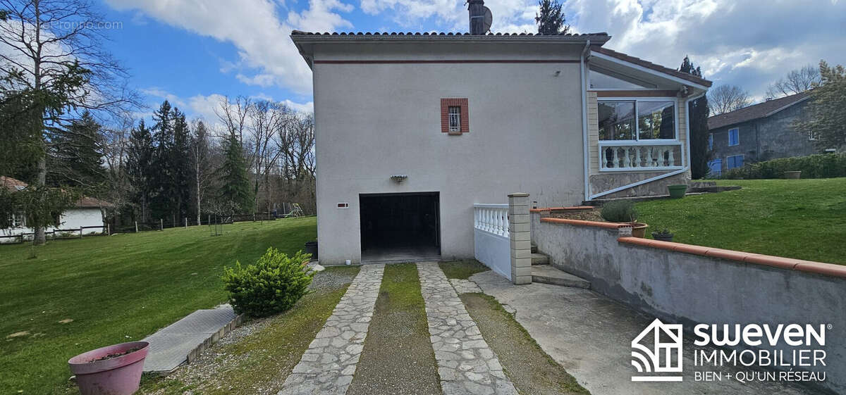 Maison à SAINTE-CROIX-VOLVESTRE