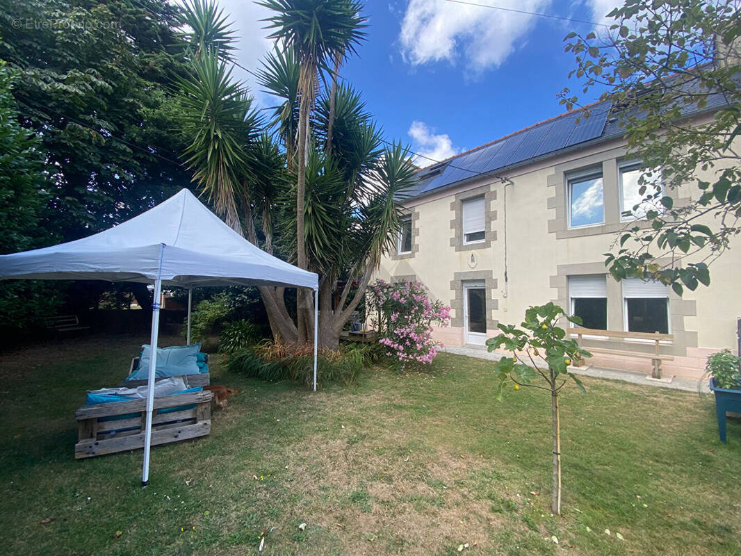 Maison 9 pièces 184 m² · à Brest · 184 m² · 577 500 €