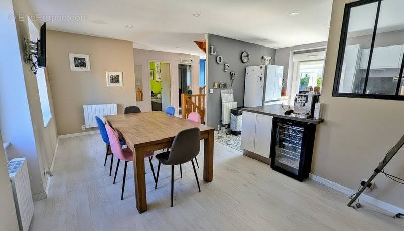 Maison à SAINT-GERMAIN-EN-COGLES