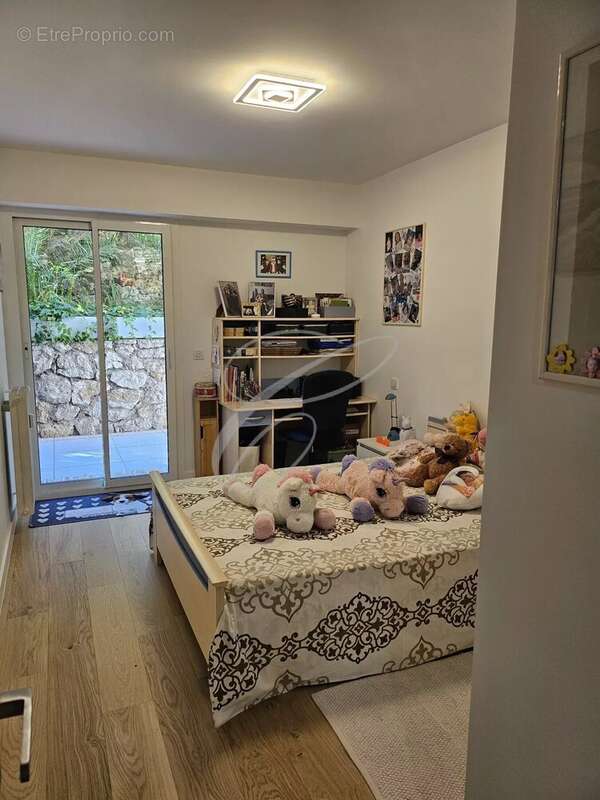 Appartement à ROQUEBRUNE-CAP-MARTIN