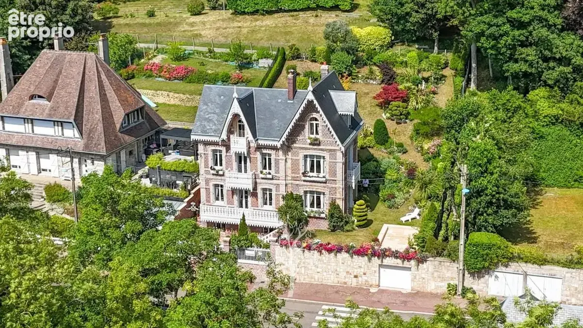 Maison 7 pièces 209 m² à vendre à Saint-Valery-En-Caux (76460) - photo 2
