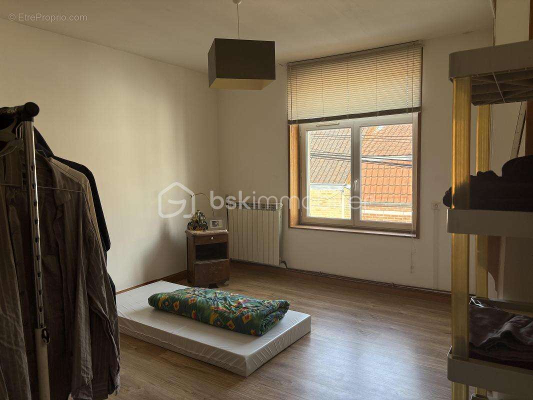 Maison à MONTIGNY-EN-GOHELLE