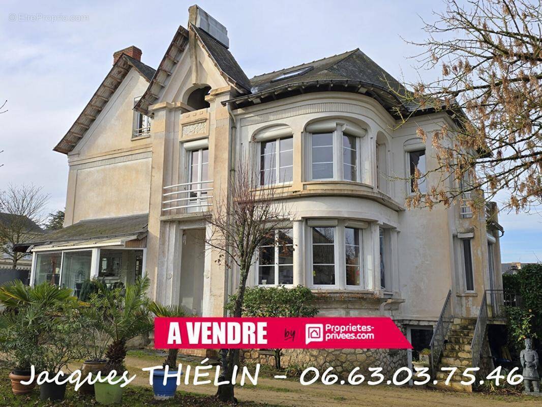 Maison à LONGUE-JUMELLES