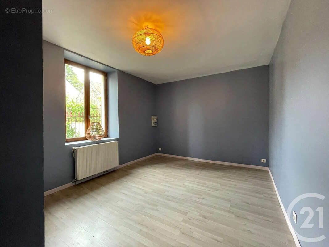 Maison à FERICY
