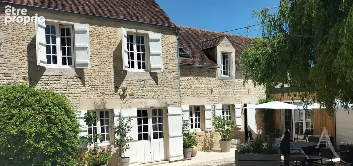 Photo Maison à Falaise au prix de 299 900€
