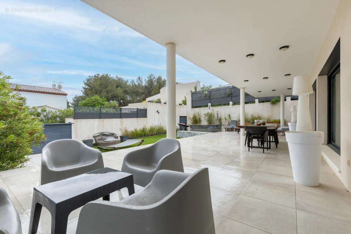 Maison à MARTIGUES