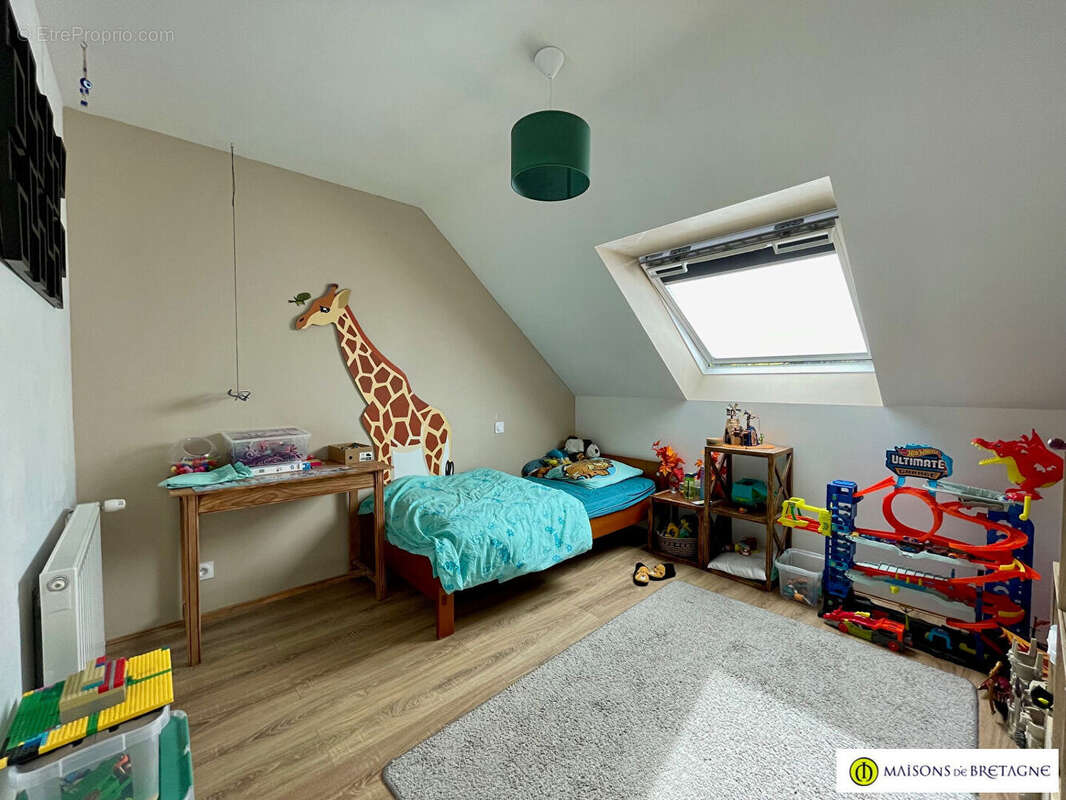 Maison à LE TREVOUX