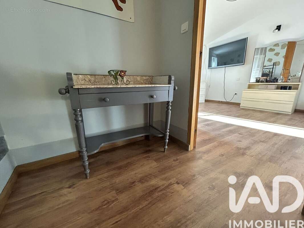 Photo 9 - Maison à VINON-SUR-VERDON
