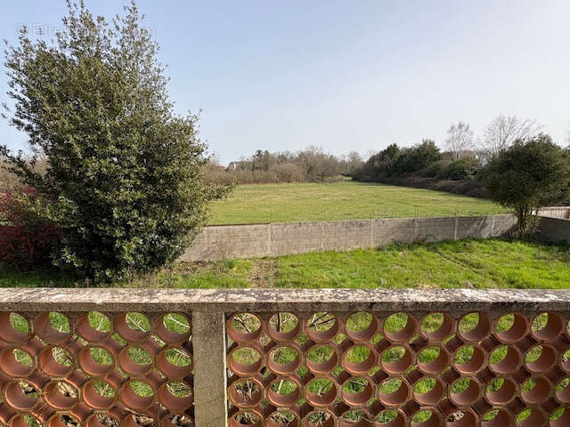 Maison à GARNAT-SUR-ENGIEVRE